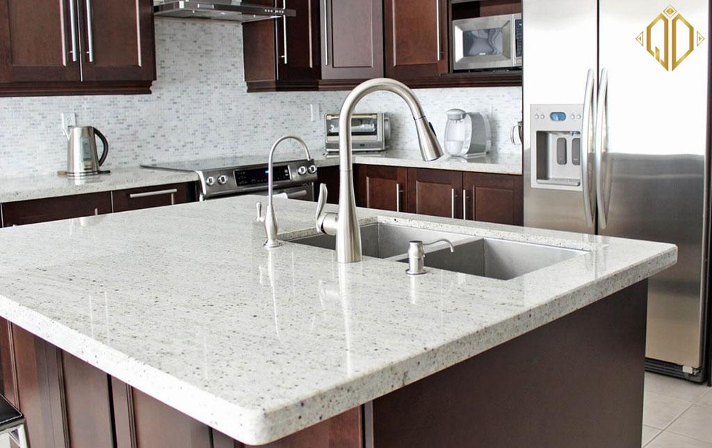 da kashmir white granite op lat ke bep