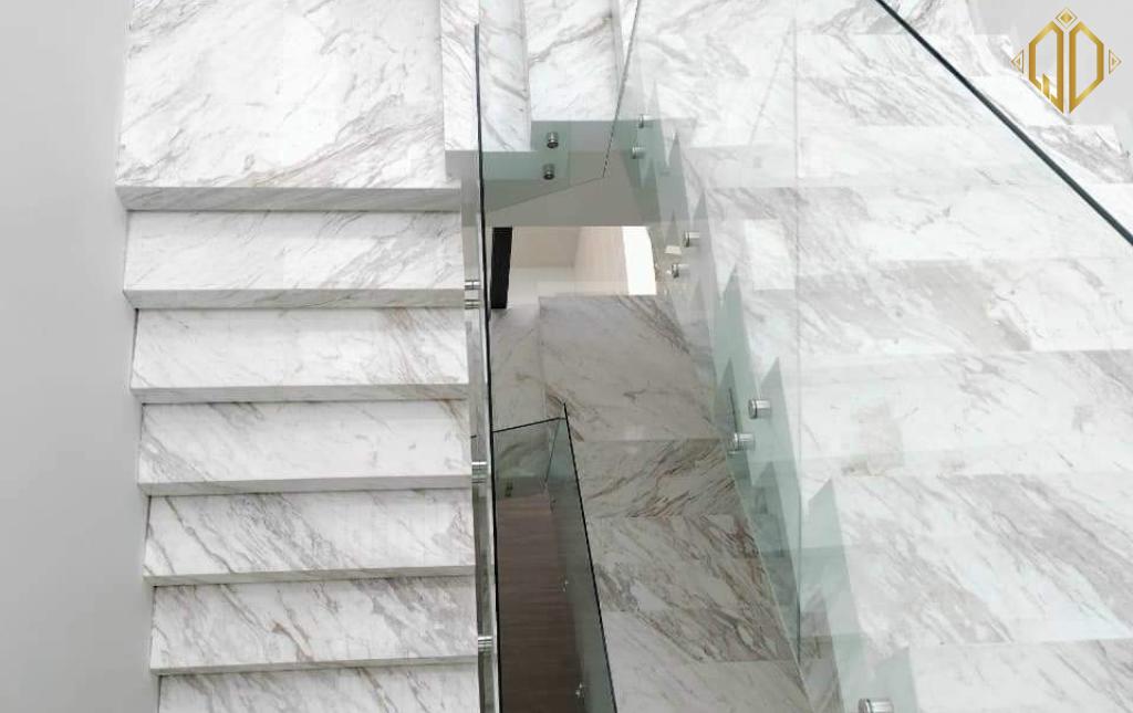 volakas-marble-op-lat-cau-thang