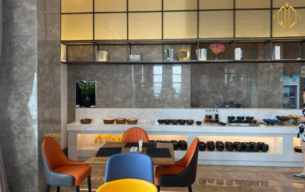 warm grey marble op lat ke bep